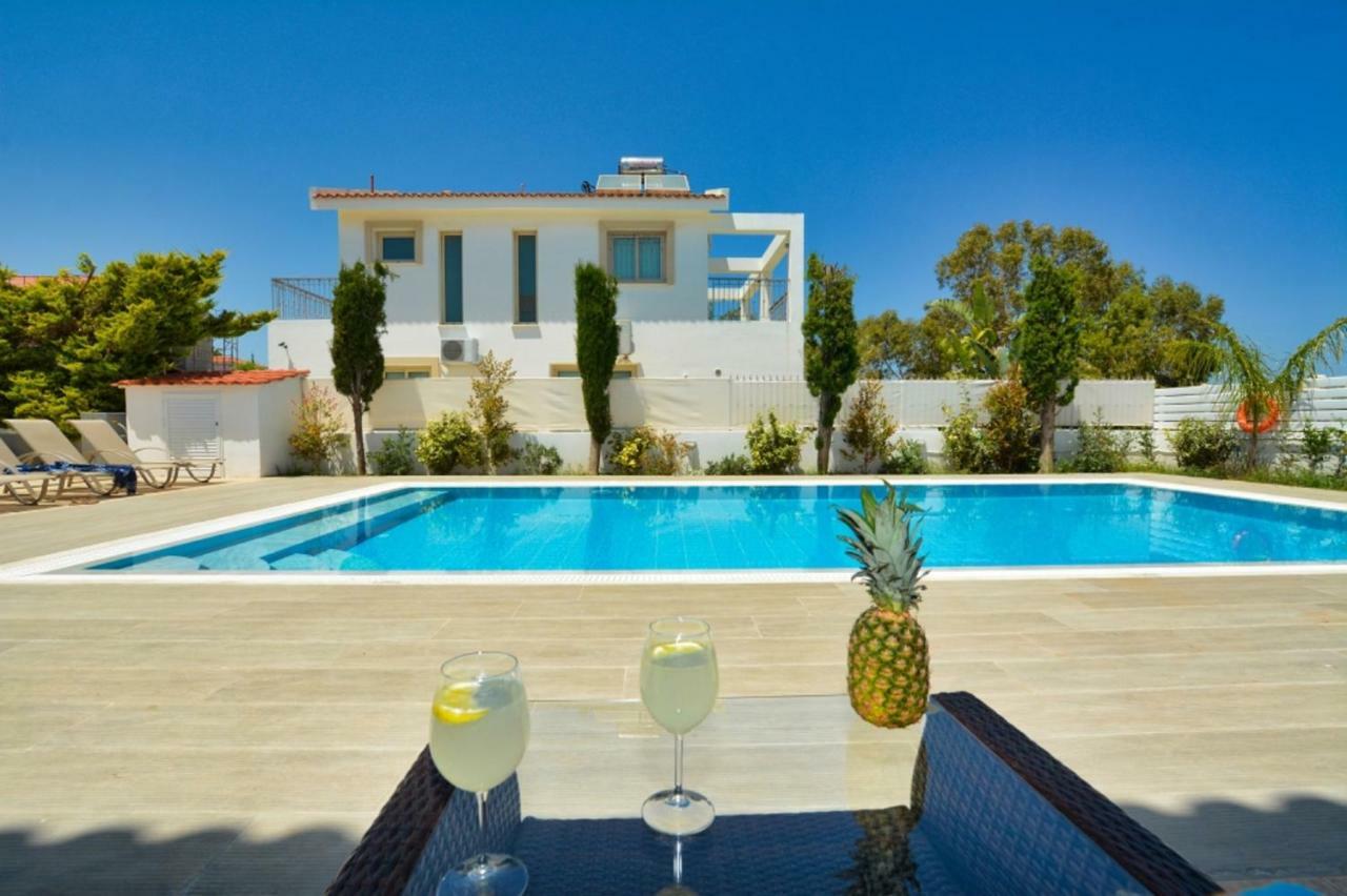 Blue Sea Villa Protaras Exteriér fotografie